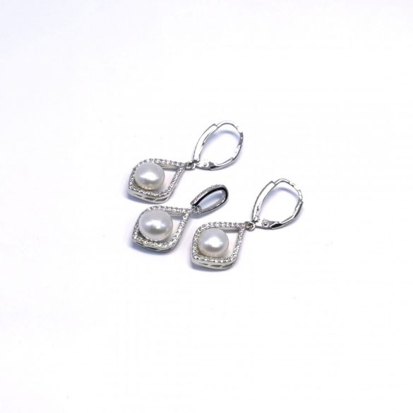 Gyongyos-patentzaras-fulbevalo-es-medal-G-0025/Ag