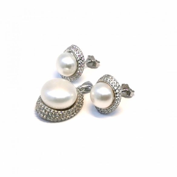 Gyongyos-stekkeres-fulbevalo-es-medal-G-0027/Ag-92